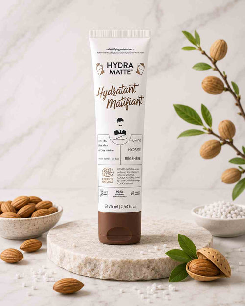 Crème hydratante matifiante Monsieur Barbier pour homme, idéale en été pour hydrater et réduire la brillance de la peau