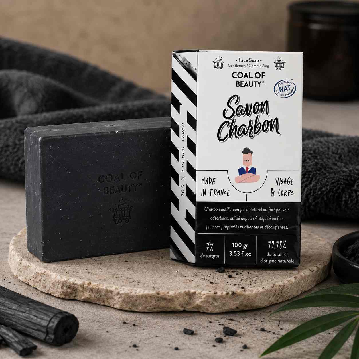 Savon au Charbon Visage & Corps – Monsieur Barbier | 100 g